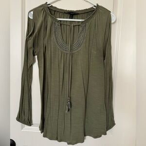 White house black market top